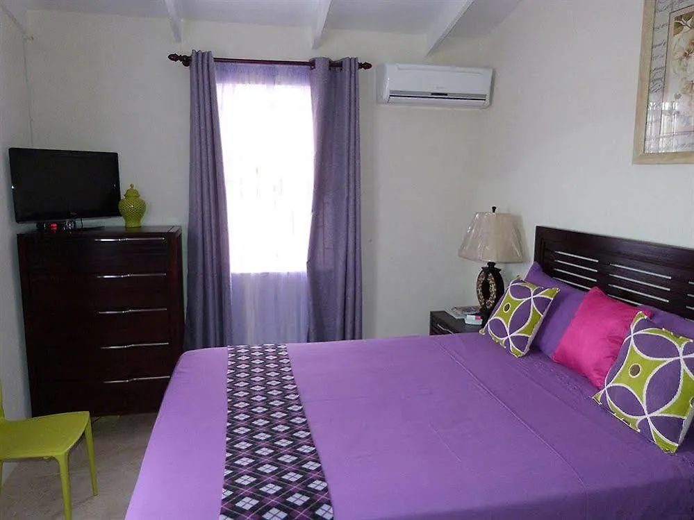 Hopeville Guest House Christ Church 0*,